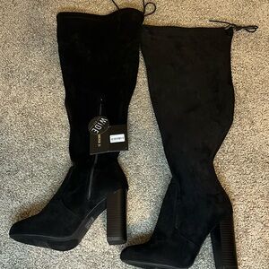Forever 21 Black Thigh-High Faux Suede Boots (Wide)